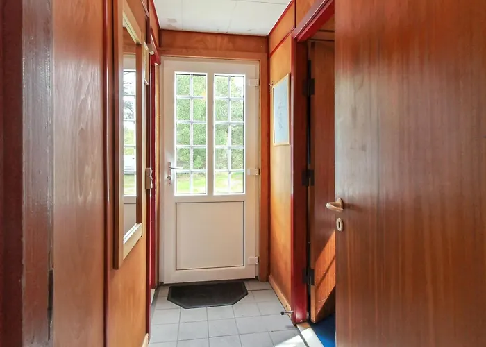 Redward - 1km From The Sea By Interhome Molby